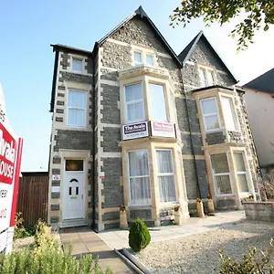 the-avala-guesthouse.cardiffhotelswales.com/